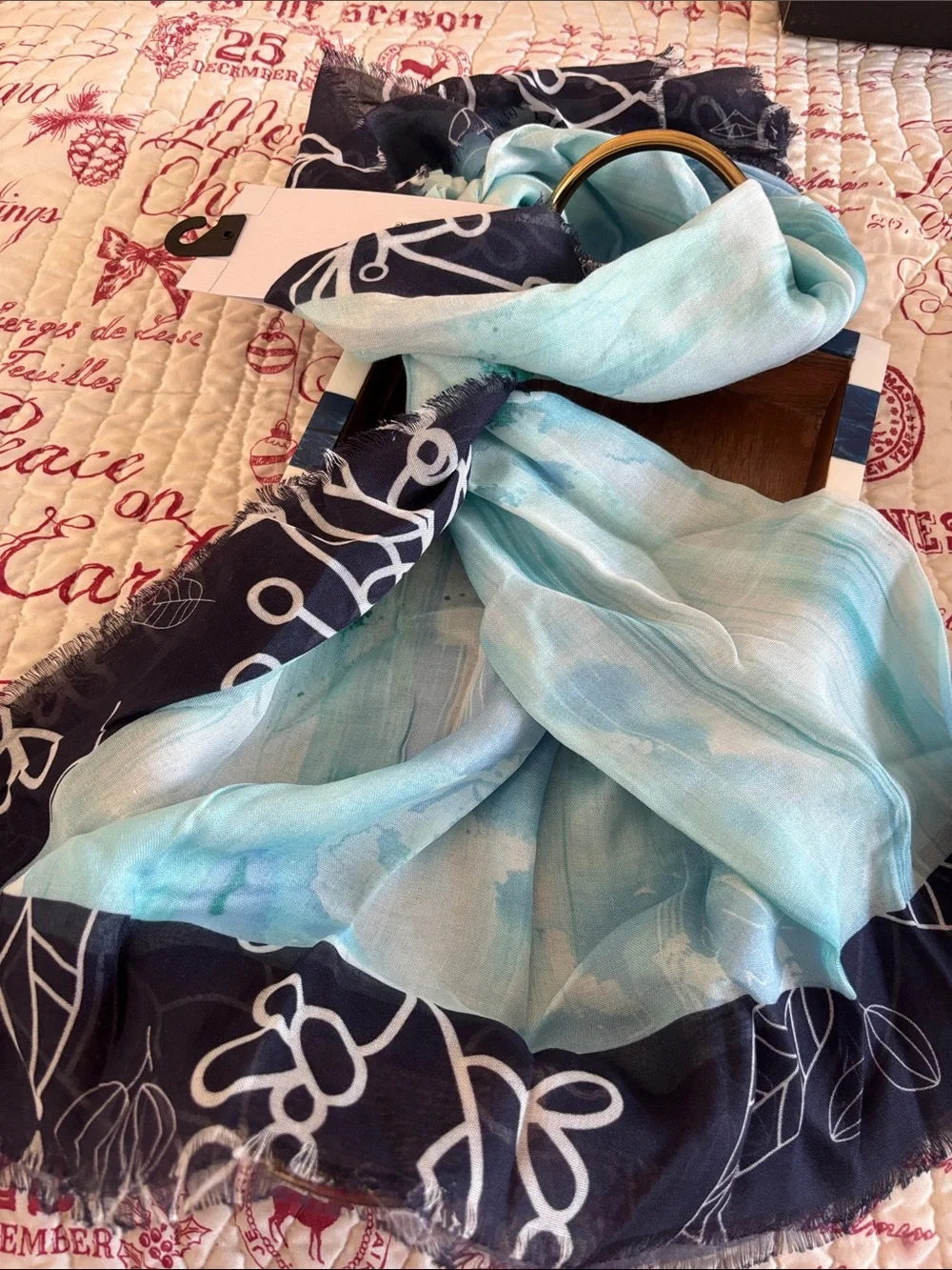 NWT Nordstrom Navy/Aqua/White Botanical Abstract Motif Women's Scarf/Pareo